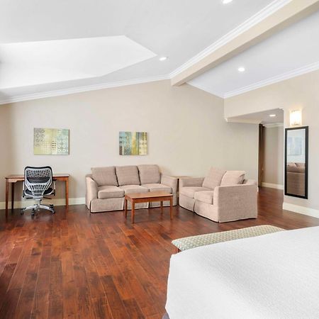 Best Western Oxnard Inn Εξωτερικό φωτογραφία