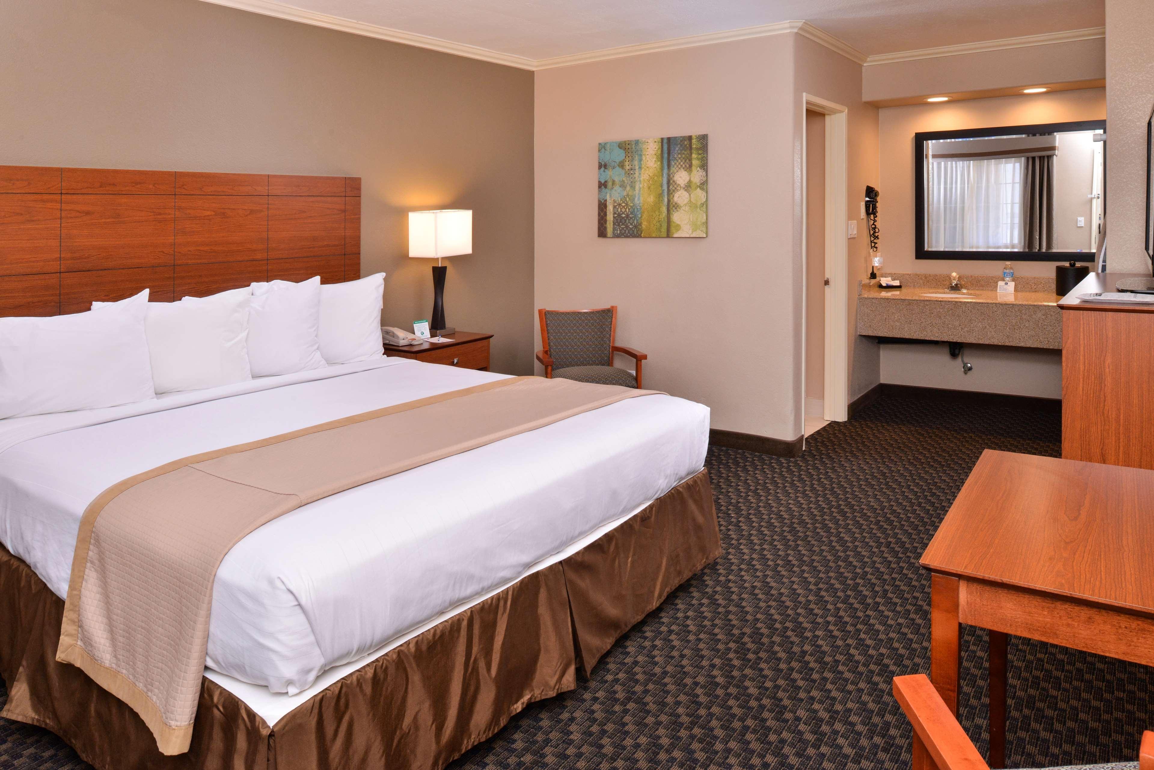 Best Western Oxnard Inn Εξωτερικό φωτογραφία