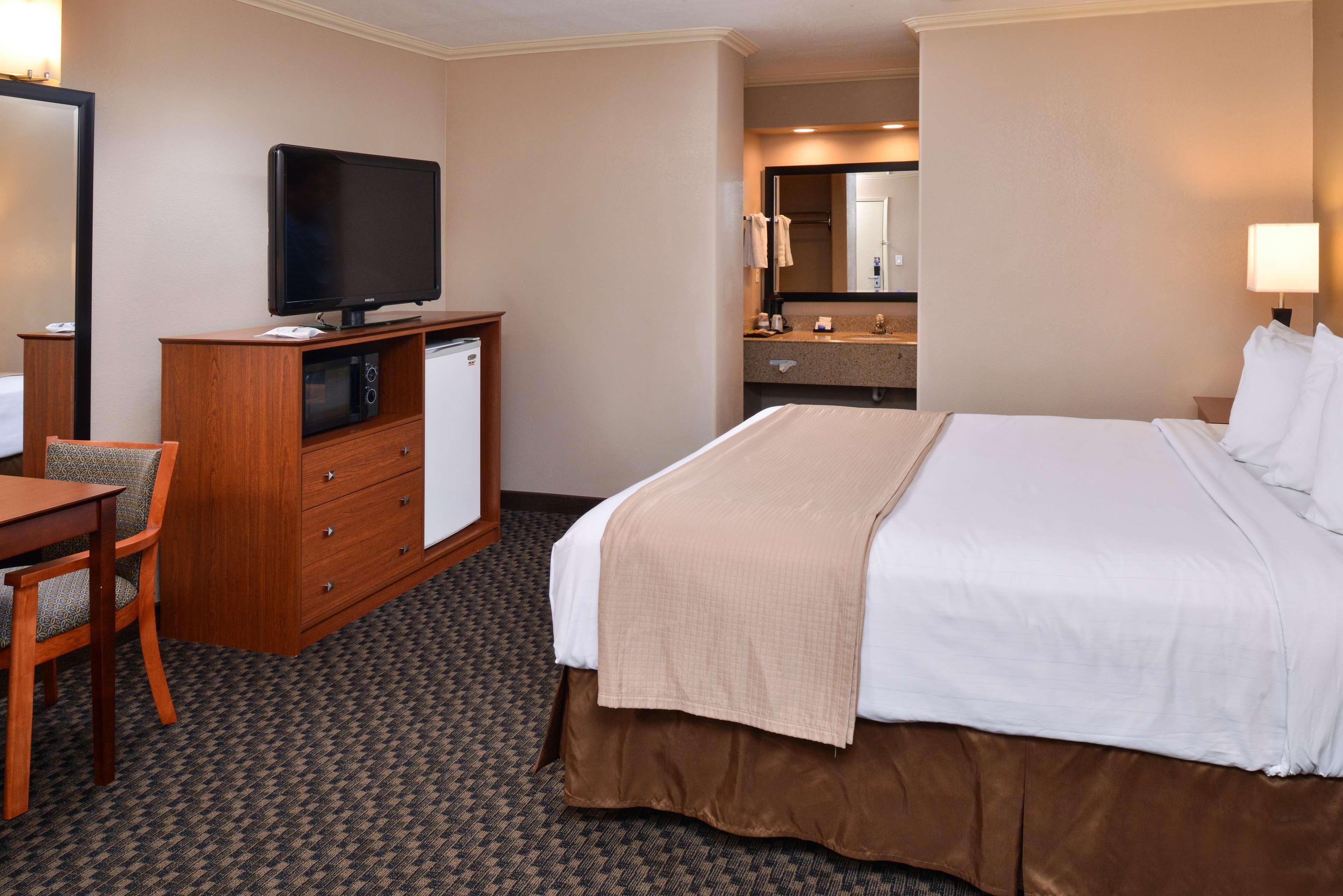 Best Western Oxnard Inn Εξωτερικό φωτογραφία