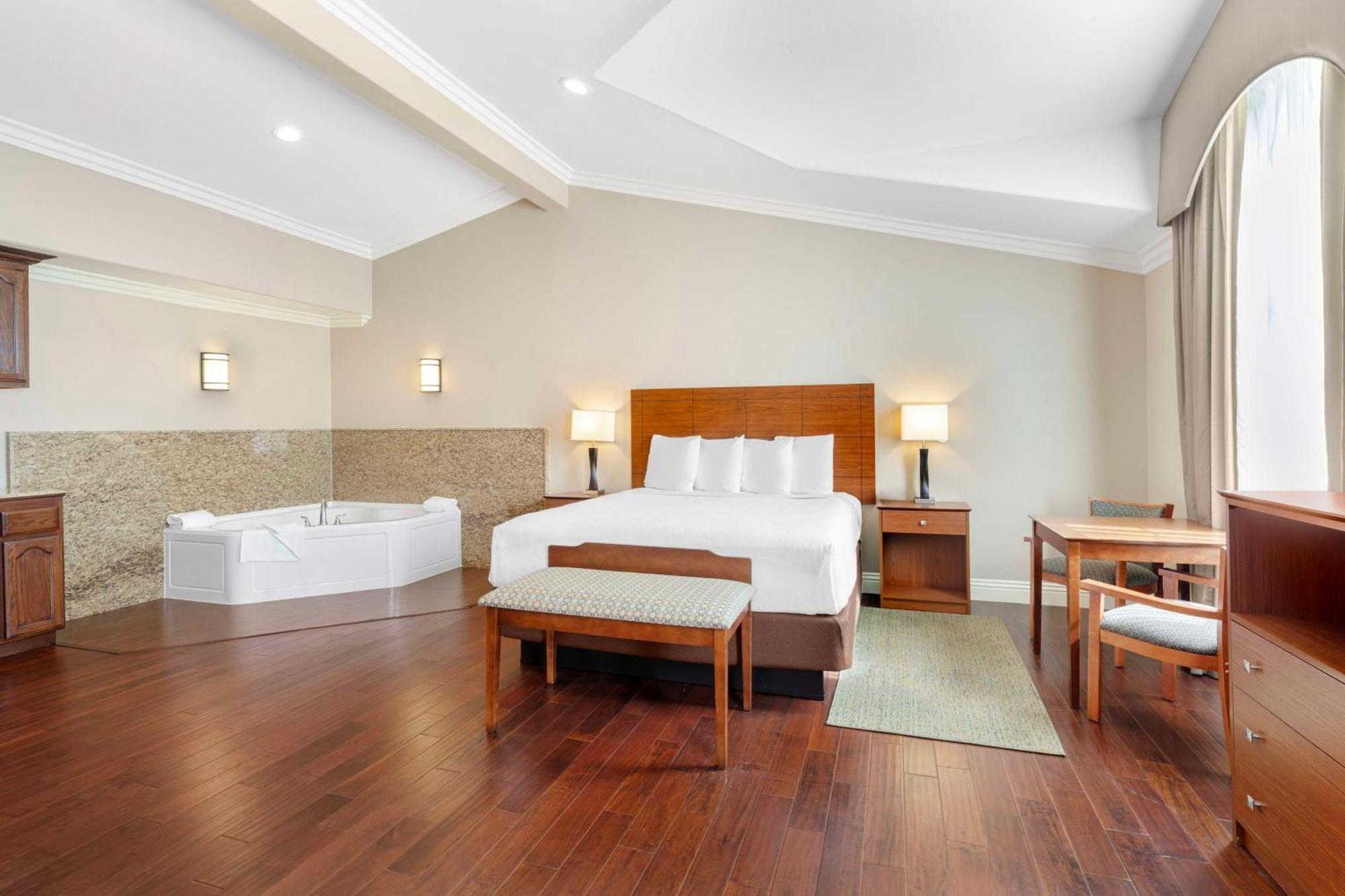 Best Western Oxnard Inn Εξωτερικό φωτογραφία