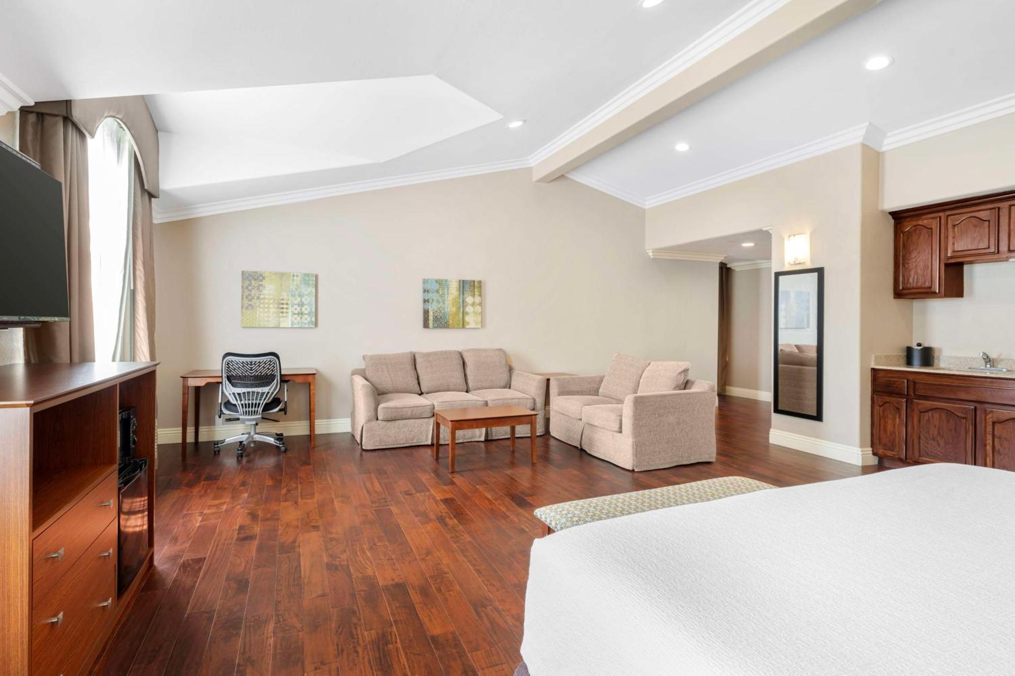 Best Western Oxnard Inn Εξωτερικό φωτογραφία