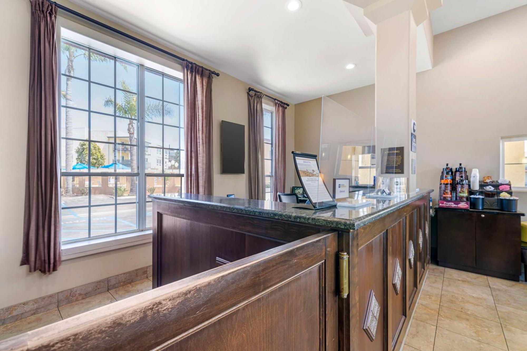 Best Western Oxnard Inn Εξωτερικό φωτογραφία