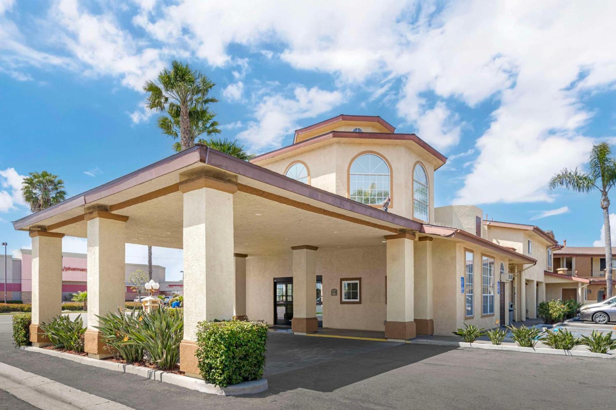 Best Western Oxnard Inn Εξωτερικό φωτογραφία
