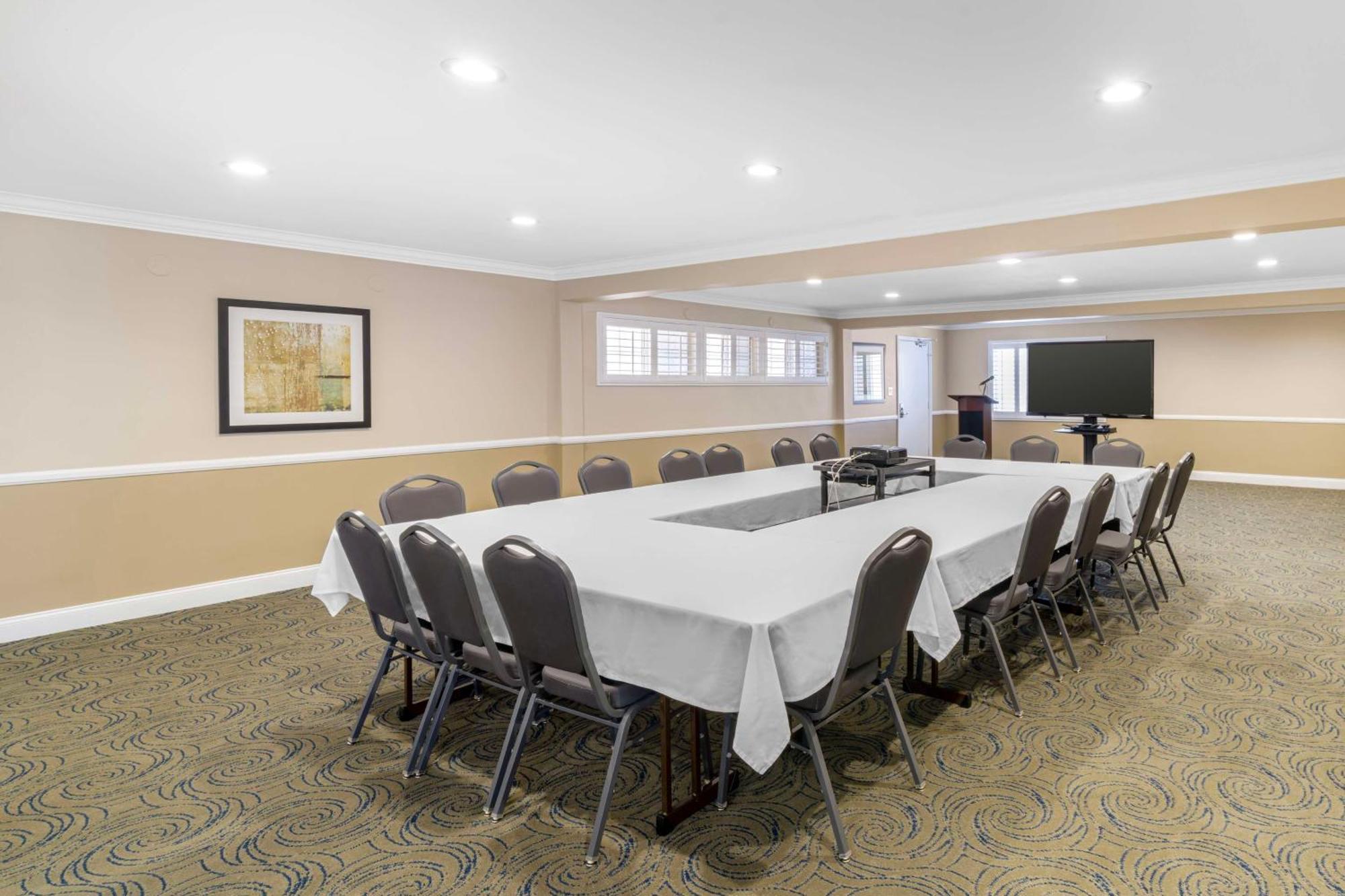 Best Western Oxnard Inn Εξωτερικό φωτογραφία